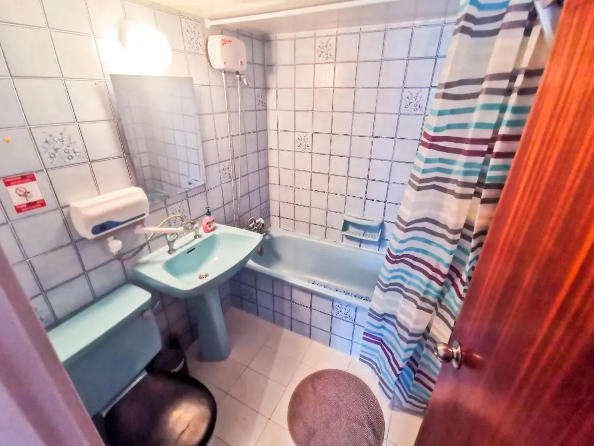 Flirty Flamingo Seaview Seafront Apartment Lárnaka